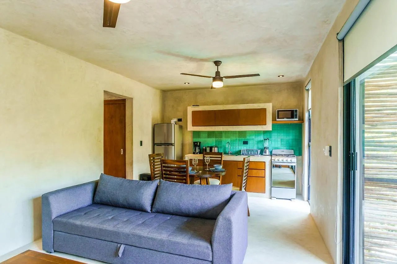 Eco-Sustainable Luxury Between Beach Hotspots & Tulum Town By Stella Rentals מקסיקו