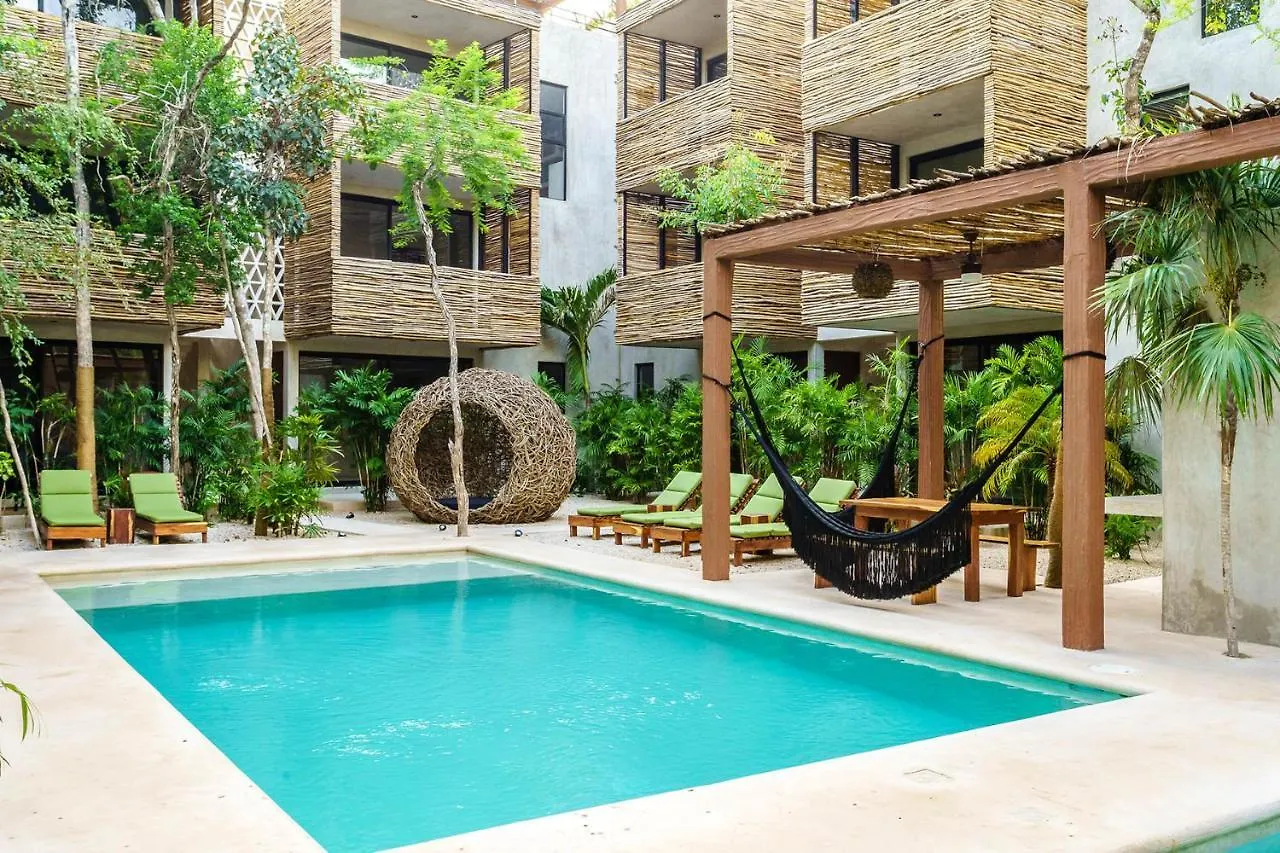 Eco-Sustainable Luxury Between Beach Hotspots & Tulum Town By Stella Rentals דירה
